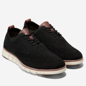 COLE HAAN ZERO GRAND STITCHLITE WINGTIP OXFORD. BLACK/IVORY. SIZE: 10